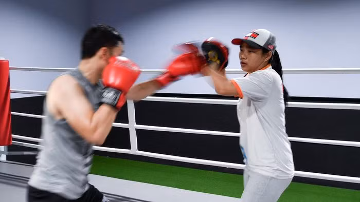 Nữ trọng tài boxing đầu tiên của Việt Nam - Hình 9 Nu trong tai boxing dau tien cua Viet Nam-Hinh-9