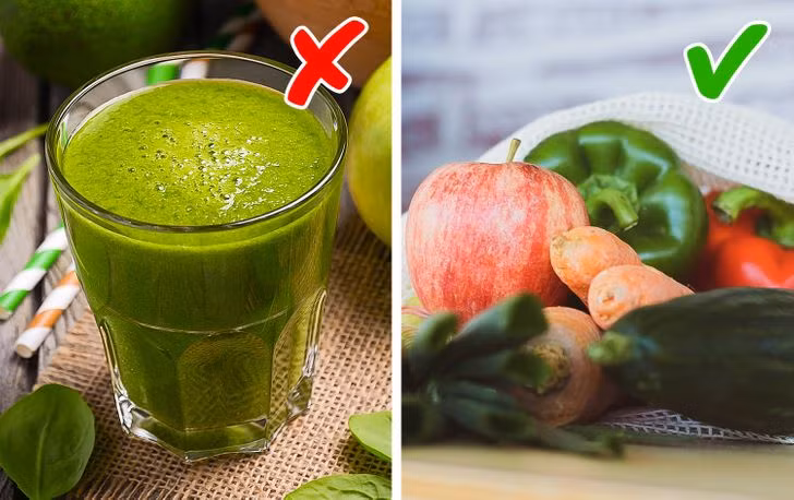 7. Nước ép xanh: Nước ép màu xanh đã là một xu hướng sức khỏe từ lâu, nhưng nó không mang lại nhiều lợi ích cho sức khỏe như trái cây và rau quả. Nước ép trái cây và rau chứa rất ít chất xơ, cần thiết cho quá trình tiêu hóa tốt và giữ cân nặng hợp lý.