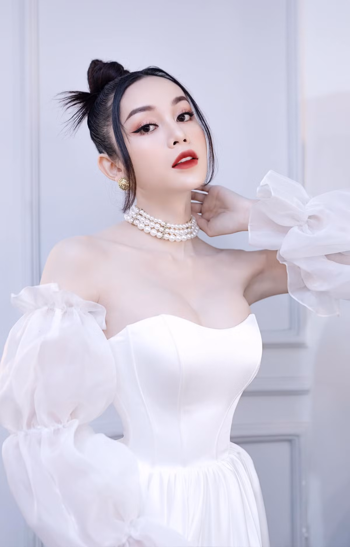 Về chế độ dinh dưỡng, Lương Mỹ Kỳ ăn nhiều rau, trái cây và uống nhiều hơn 2 lít nước/ngày. 