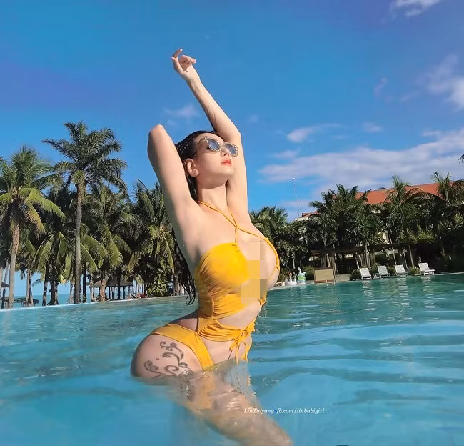 Sở hữu "vóc dáng hồ lô" với vòng 3 lên tới 108cm, Lin Tai Yang cũng gặp phải những lời đồn liên quan đến phẫu thuật thẩm mỹ. Người đẹp đã chứng minh bằng cách chụp X-quang, khẳng định bản thân đẹp tự nhiên.