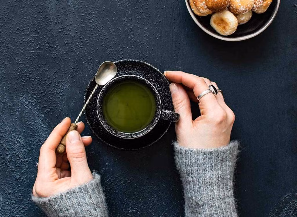 Uống trà matcha thường xuyên: Điều gì xảy ra với cơ thể? - Hình 3 Uong tra matcha thuong xuyen: Dieu gi xay ra voi co the?-Hinh-3