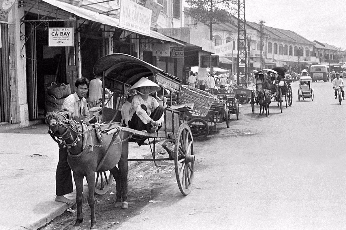 Đường Bến Chương Dương, gần ngã ba Bến Chương Dương - Nguyễn Thái Học. Ảnh: Getty.