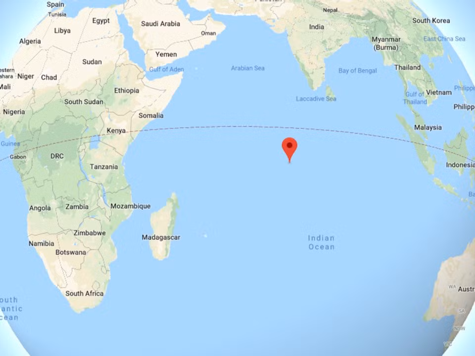 Toạ lạc giữa Ấn Độ Dương, hòn đảo mang tên Diego Garcia có diện tích chỉ khoảng 30 km vuông, từng là phần lãnh thổ thuộc Anh nhưng London đã cho Mỹ thuê từ năm 1966. Nguồn ảnh: BI.