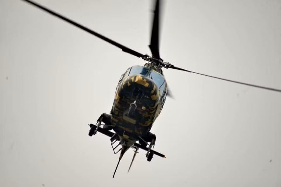 Với dàn hoà lực "tận răng", Agusta A109 trong biên chế quân đội Malaysia hoàn toàn có thể sử dụng được vào nhiệm vụ yểm trợ mặt đất. Nguồn ảnh: Tentera Darat Malaysia.