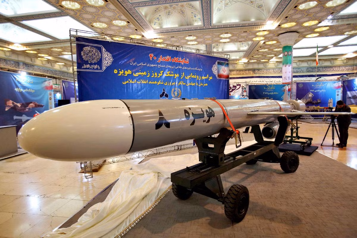 Giới truyền thông quốc tế nhận định, loại tên lửa hành trình tầm xa này của Iran có thể phóng được với tầm tối đa từ 2000 tới 3000 km - nghĩa là gần tương đương với phiên bản gốc do Ukraine sử dụng trong quá khứ. Nguồn ảnh: Forces.