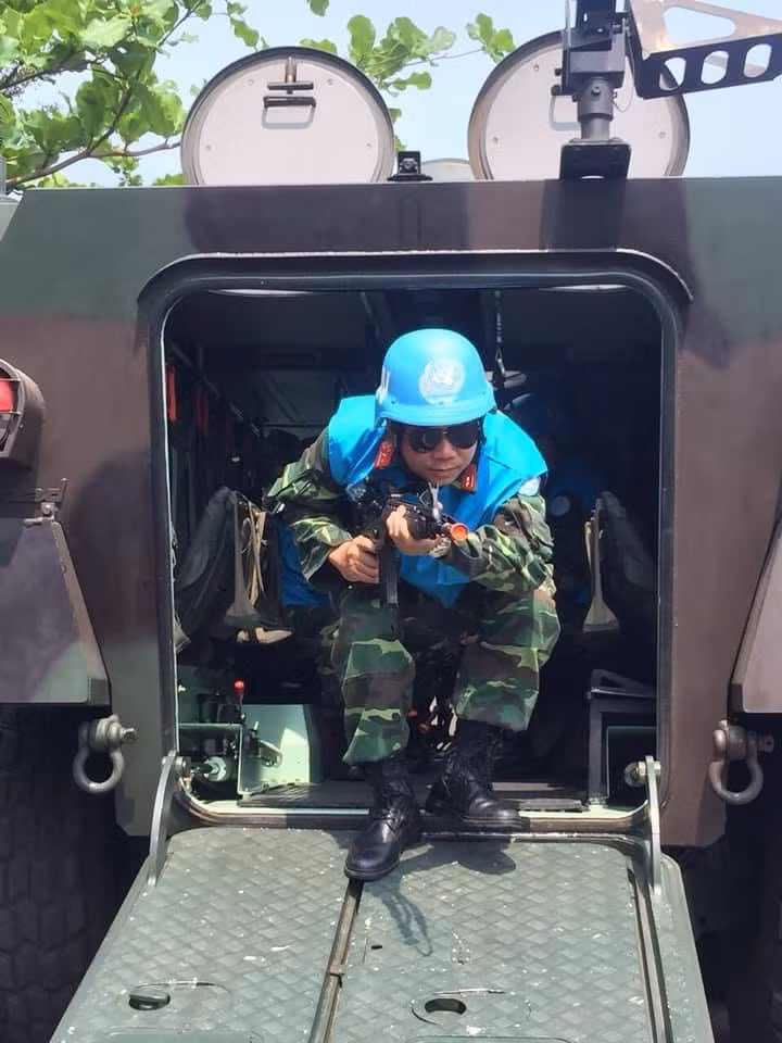 Mặc dù đây là điều rất cơ bản khi tham gia gìn giữ hoà bình, tuy nhiên điều kiện trong nước không cho phép ta có cơ hội cọ sát với binh lính nước ngoài trong các cuộc tập trận trên bộ. Nguồn ảnh: Indonews.
