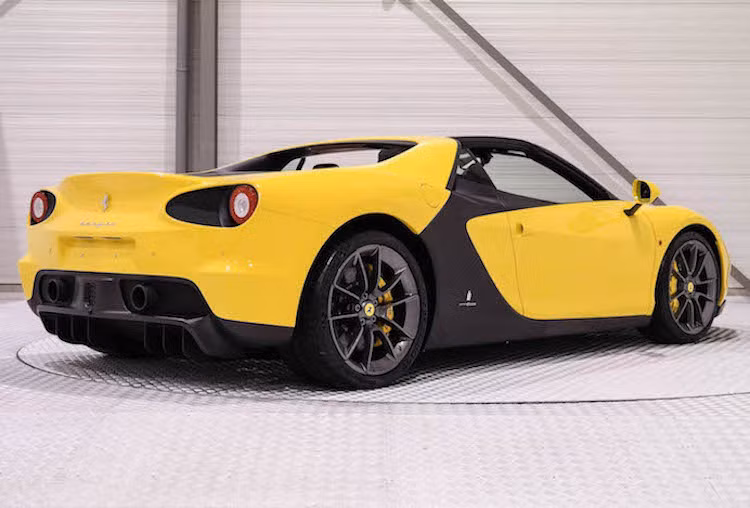 Chỉ có tổng cộng 6 chiếc Sergio được chế tạo, và mỗi chiếc sẽ được Ferrari "chào mời" những "đại gia" ưu tú nhất trên Thế giới. Được biết có tổng cộng 3 chiếc Sergio đã được các nhà sưu tập Mỹ mua; số còn lại thuộc sở hữu của các "đại gia" ở Các tiểu vương quốc Ả Rập Thống nhất, Nhật Bản và Thụy Sĩ.