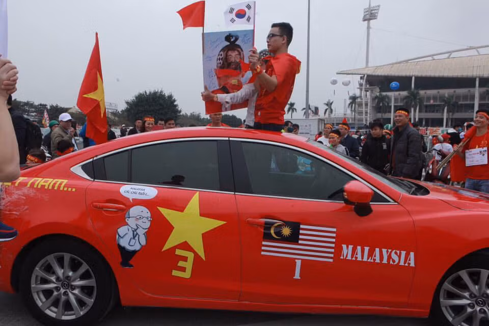Nhung “sieu xe” doc co vu tuyen Viet Nam danh bai Malaysia-Hinh-6