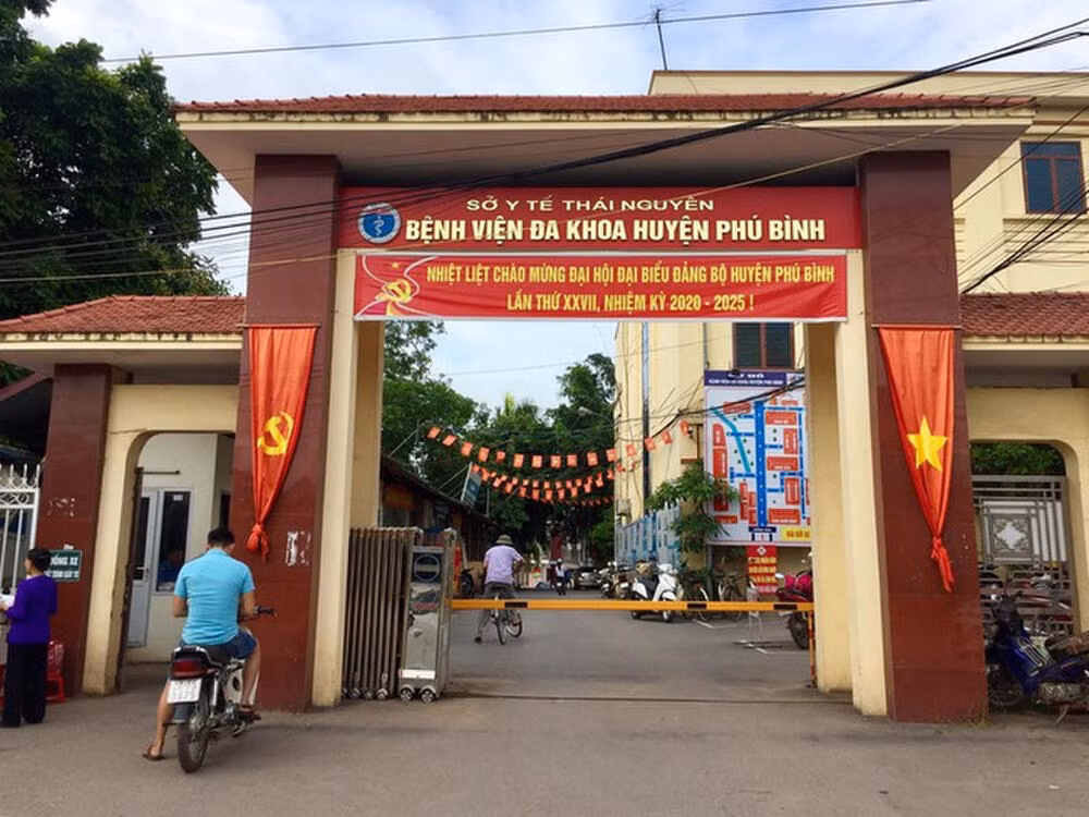 Tin nong ngay 29/4: Thieu nu to bi bac si sam so ngay tai giuong benh