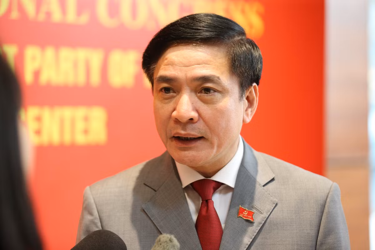 Trước đó, tại kỳ họp thứ 11 Quốc hội khoá XIV, ông Bùi Văn Cường được bầu giữ chức Tổng Thứ ký Quốc hội thay cho ông Nguyễn Hạnh Phúc.