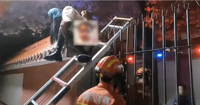 Mac ket vung kin khi treo tuong, nu sinh “muoi mat” goi cuu ho