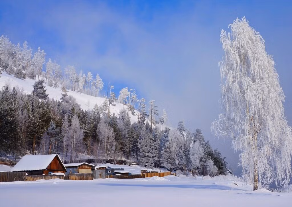 Trong thời tiết lạnh giá ở Siberia, người dân phải mặc rất nhiều lớp quần áo khi muốn ra ngoài.