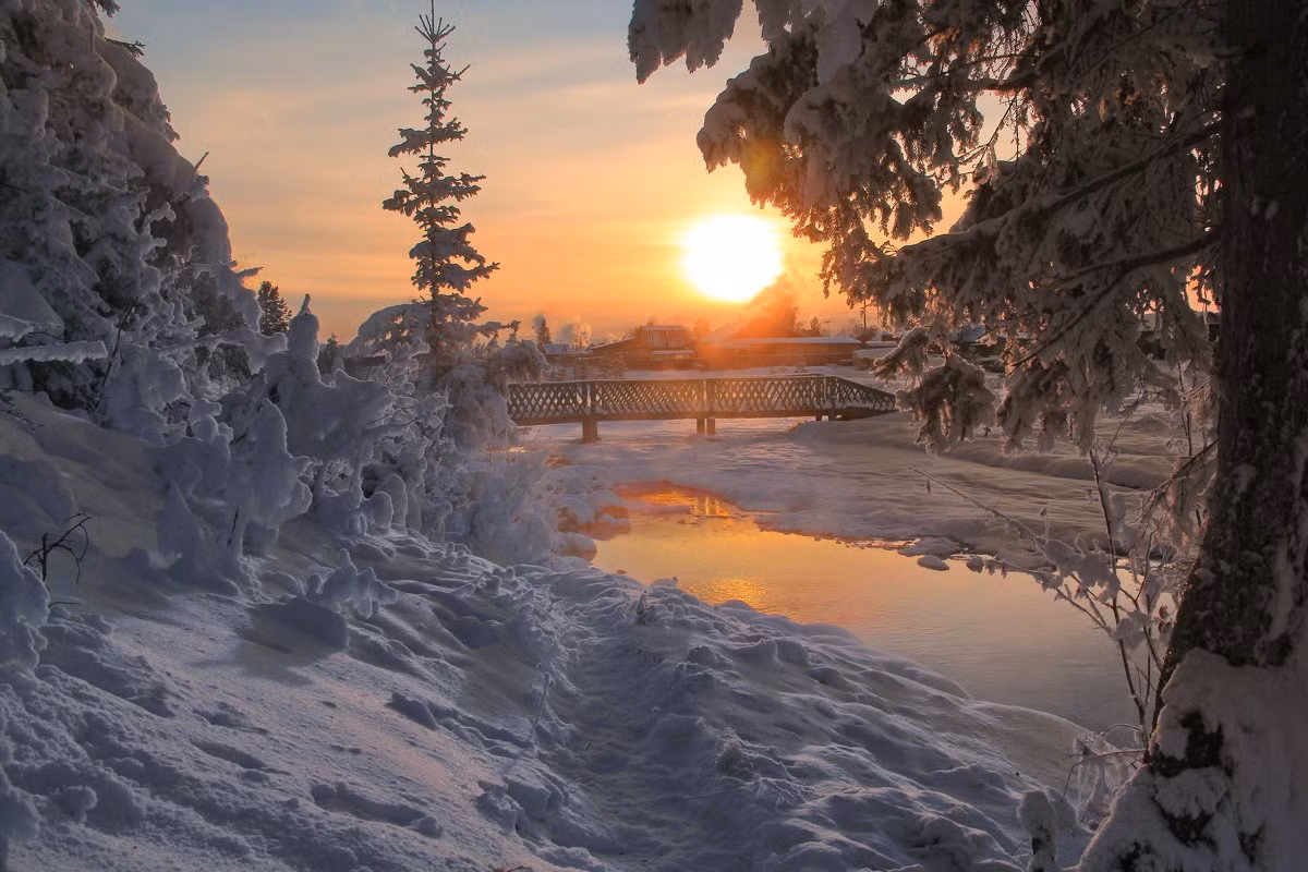 Các con sông ở Siberia cũng đóng băng gần hết.