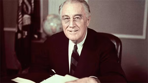 Sau khi kết thúc nhiệm kỳ Tổng thống Mỹ đầu tiên, ông Roosevelt tái đắc cử thêm 3 nhiệm kỳ nữa vào các năm 1936, 1940 và 1944. Theo đó, Tổng thống Roosevelt dẫn dắt nước Mỹ từ năm 1933 - 1945. Ông qua đời khi đang bắt đầu nhiệm kỳ tổng thống thứ 4.