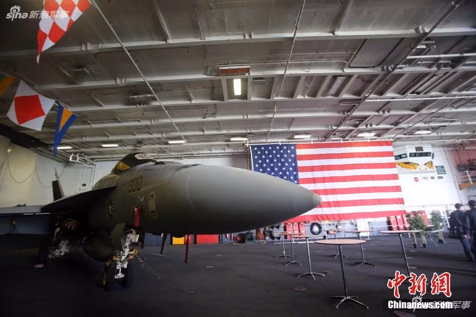 USS Ronald Reagan có thể di chuyển với tốc độ tối đa lên tới 30 hải lý trên giờ tương đương với khoảng 58 km/h. Tầm hoạt động của USS Ronald Reagan là không có giới hạn do nó sử dụng động cơ hạt nhân. Nguồn ảnh: Chinanews.