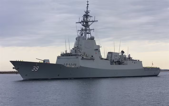 Được xếp vào loại khu trục hạm phòng không (Air warfare destroyer), khu trục hạm HMAS Hobart được coi là một trong những khu trục hạm hiện đại nhất của Hải quân Australia khi nó vừa mới được hạ thủy hồi cuối tháng 9 vừa rồi. Nguồn ảnh: Pinterest.