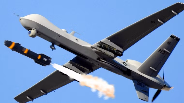 Theo đó, phía Mỹ đang đàm phán về việc bán cùng lúc 22 chiếc máy bay không người lái MQ-9 Reaper cho phía Ấn Độ. Tổng giá trị hợp đồng này được tiết lộ là từ 2 tới 3 tỷ USD. Nguồn ảnh: Youtube.