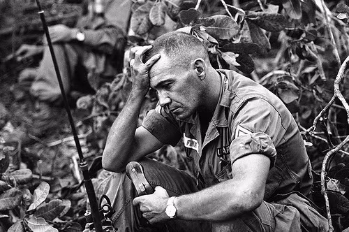 Rõ ràng, sau những năm tháng chiến đấu ở Việt Nam, nước Mỹ đã phải gánh chịu một hậu quả rất lớn, thậm chí tới tận ngày nay họ vẫn tiếp tục phải chịu đựng hậu quả đó. Nguồn ảnh: Emaze.