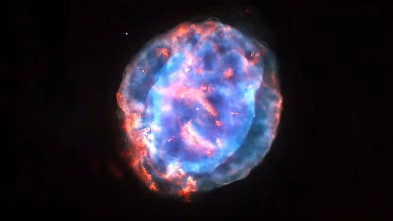 Mới đây, kính viễn vọng ESA của NASA đã chụp lại những hình ảnh cận cảnh tinh vân này. 