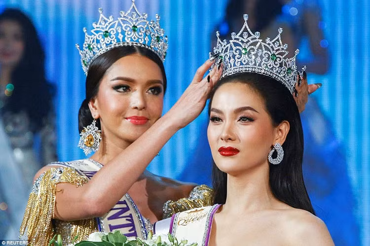Năm 2017, Jiratchaya Sirimongkolnawin vượt qua 24 thí sinh để đăng quang tại cuộc thi.