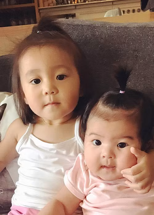 Ngoài bé Bobo, Giả Tịnh Văn và Tu Khải Kiệt còn có một cô con gái ten Bubu.