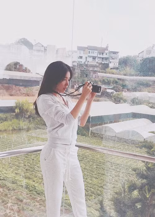 Elly Trần tiết lộ cô rất say mê với thú vui chụp ảnh.