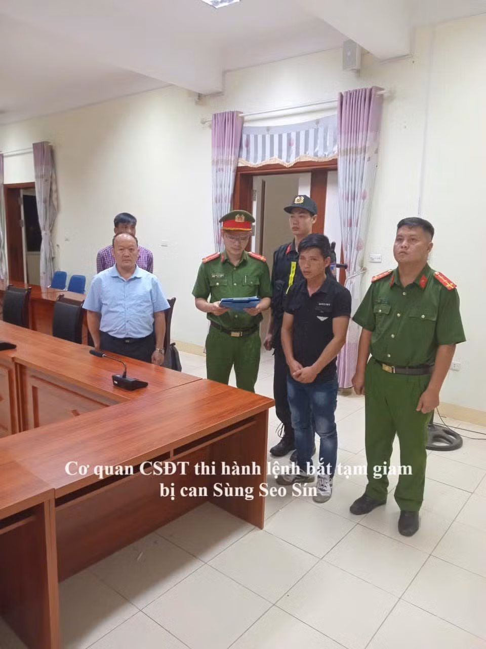Lai Chau: Bat them 3 bi can vu no min lam 2 nguoi thuong vong-Hinh-3