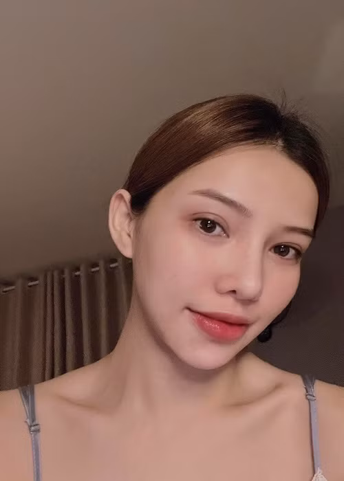 Nữ diễn viên phim “Chạy trốn thanh xuân” tự tin khoe gương mặt mộc tươi tắn, không tỳ vết.
