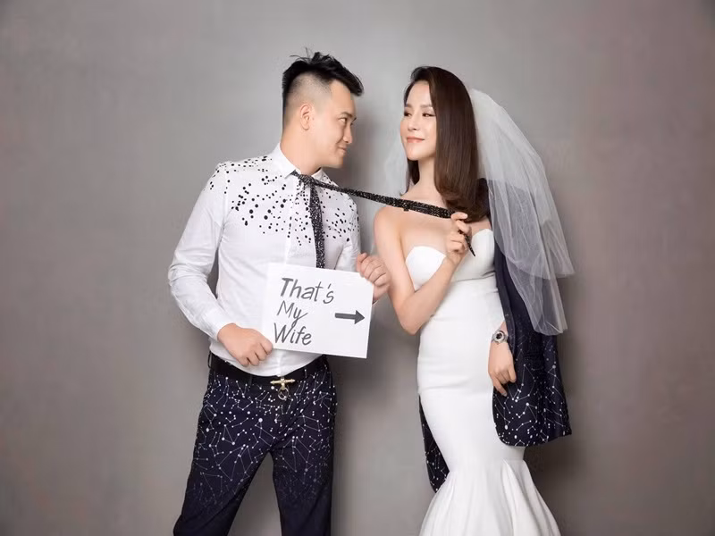 Ông xã của Diệp Lâm Anh có gia thế khủng. Đức Phạm xuất thân trong một gia đình làm nghề kinh doanh giàu có. Gia đình của anh sở hữu nhiều bất động sản có vị trí đẹp tại TPHCM và 4 cửa hàng lớn kinh doanh xe máy. Ngoài ra, Đức Phạm còn có một sự nghiệp kinh doanh thành công. Ảnh: Yeah1