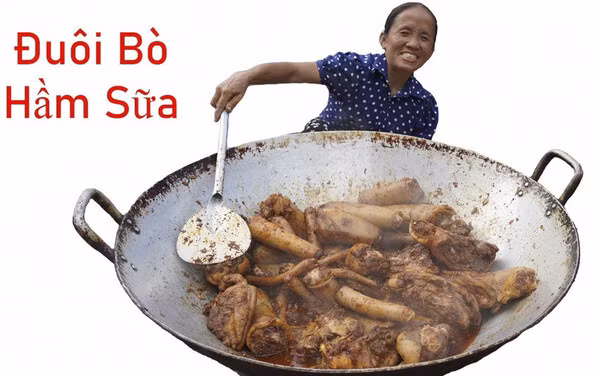 Bên cạnh đó, món đuôi bò hầm được bà Tân thực hiện sử dụng rất nhiều ớt, tỏi cùng nhiều gia vị rất nặng mùi khác nên không ít người đặt nghi vấn thành phẩm khi được thực hiện xong sẽ trở nên như thế nào?