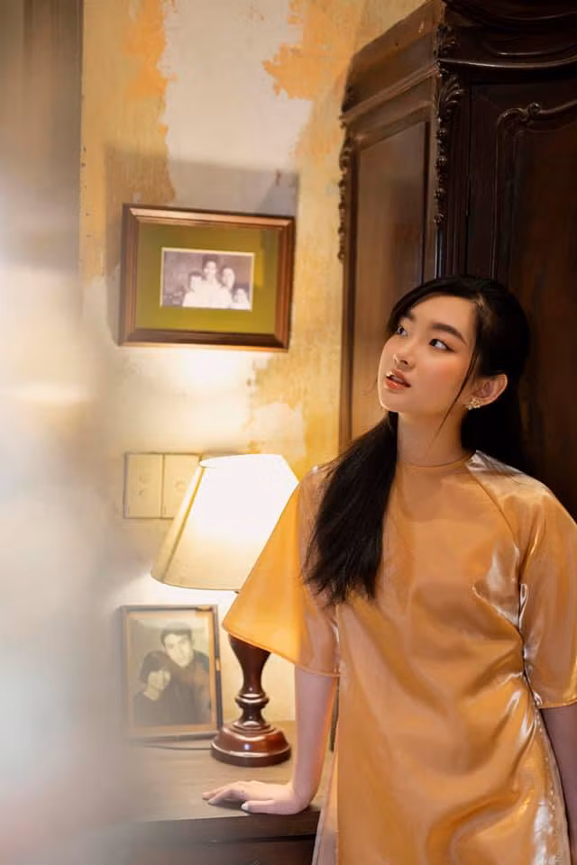 Trên trang cá nhân, Trang Đào luôn gây ấn tượng với phong cách thời trang trẻ trung, cá tính.