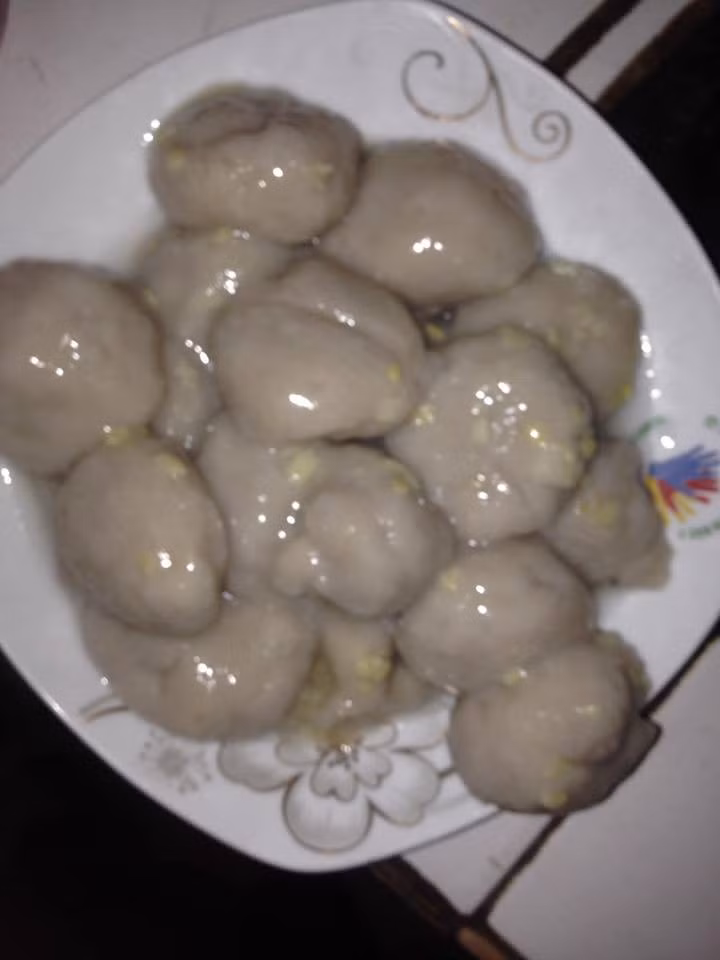 Còn đâu hình ảnh "thân em vừa trắng lại vừa tròn" của bánh trôi từng xuất hiện trong thơ của thi sĩ Hồ Xuân Hương. Ảnh: Tổng hợp