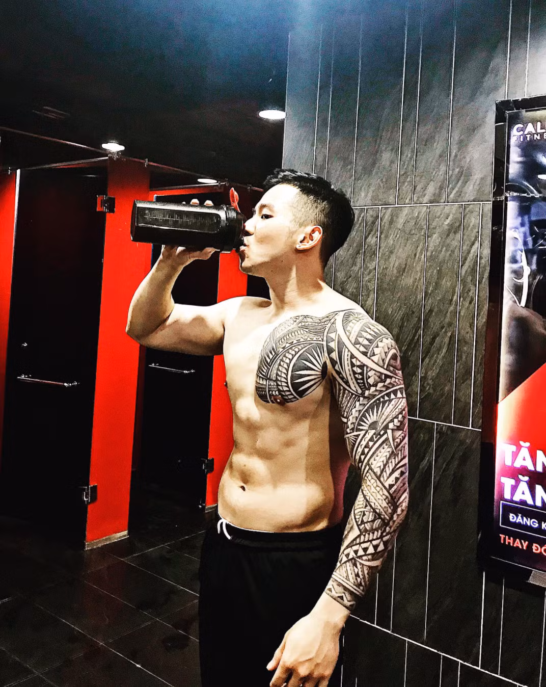 Nhan sắc cực phẩm của Phú Thịnh cho dù có chụp qua ảnh thẻ CCCD cũng không thể bị lu mờ đi.