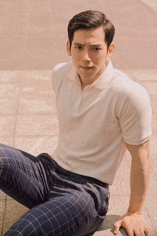 Anh chàng sinh năm 1994 sở hữu gương mặt baby nhưng ngoại hình 6 múi lực lưỡng từng khiến dàn cố vấn và khán giả muốn ngất lịm.