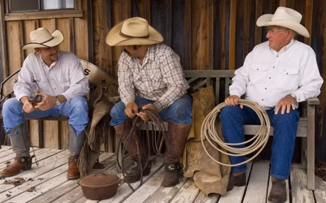 Trang phục truyền thống của những chàng cao bồi, bang Texas, Mỹ.