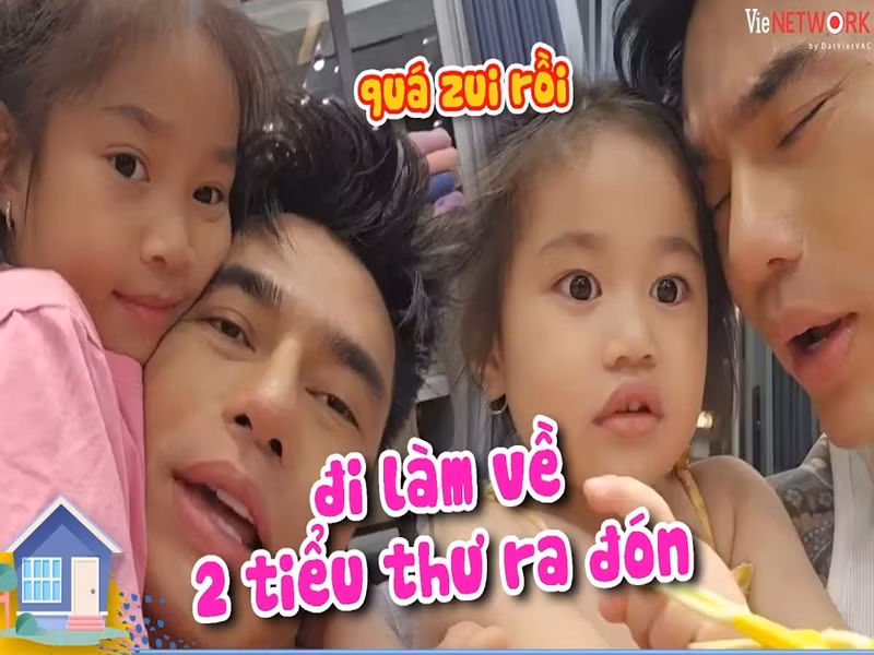Lê Dương Bảo Lâm dành nhiều thời gian chăm sóc và chơi với các con. Ảnh: Youtube Lê Dương Bảo Lâm.