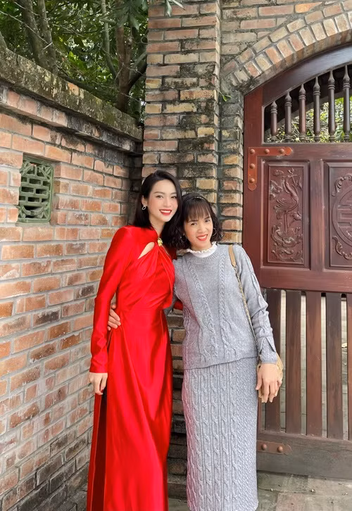 Vũ Thúy Quỳnh từng kể về ký ức ngày mưa bão ở Tây Bắc mãi cô chẳng thể quên. Ảnh: FB Vũ Thúy Quỳnh.