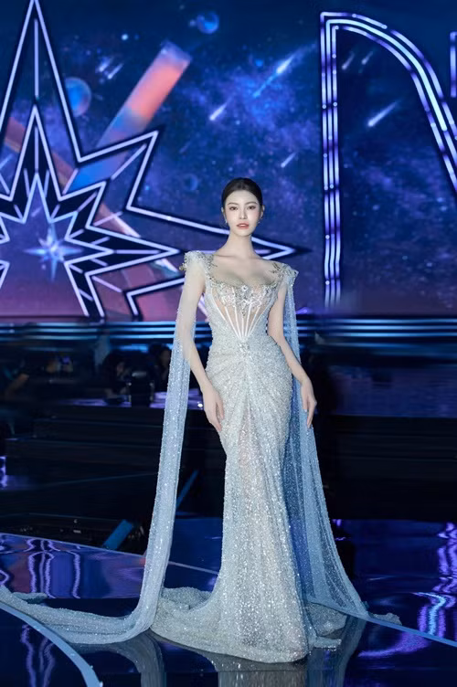 Tường San chuyển giới vào năm 18 tuổi. Theo Dân Việt, người đẹp tham gia cuộc thi Hoa hậu Chuyển giới Việt Nam 2023 chỉ sau 12 ngày trải qua ca phẫu thuật chuyển giới. Ảnh: FB Tường San.
