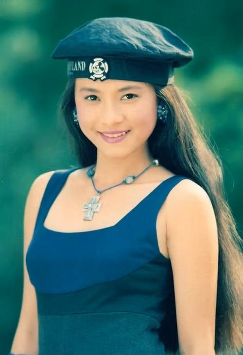 Ngọc Hiệp học cùng lớp Lý Hùng, Diễm Hương, Lê Tuấn Anh, Nguyễn Huỳnh... Ảnh: Khám Phá.