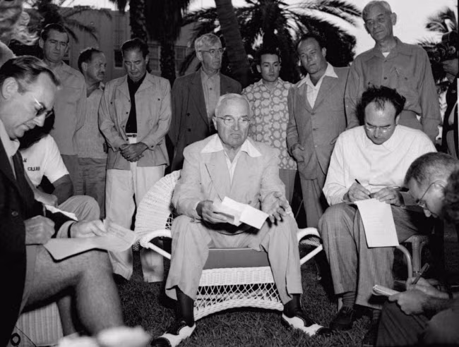 Tổng thống Harry Truman cũng thường nghỉ dưỡng tại “Tiểu Nhà Trắng”, nhưng ngôi nhà này ở Key West, bang Florida. Ông thỉnh thoảng tổ chức các cuộc họp báo trong khi nghỉ tại đây. Ảnh: BI.