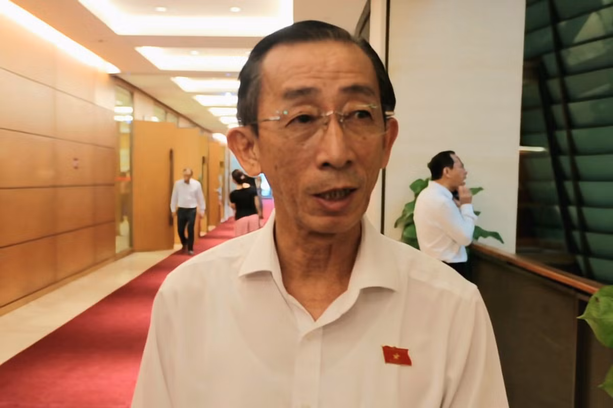 Đại biểu Quốc hội: Cần phải bỏ độc quyền vàng miếng Dai bieu Quoc hoi: Can phai bo doc quyen vang mieng