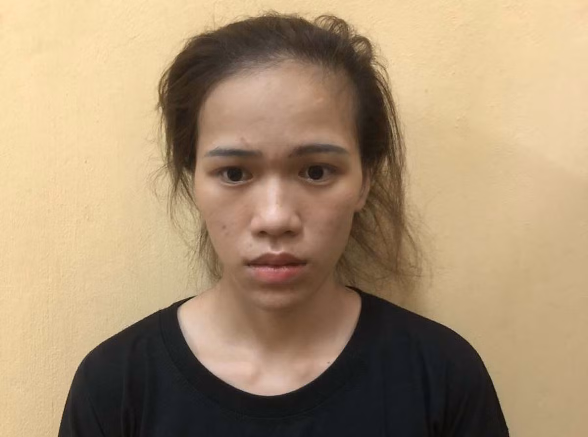 Hung Yen: Bat co gai mua 3 chi vang voi gia hon 16 nghin dong