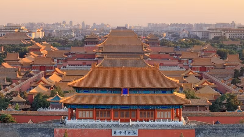 Một số chuyên gia cho rằng bên trong Vũ Hoa Các ở Tử Cấm Thành lưu giữ nhiều món đồ của hoàng đế Càn Long. Đến nay, nơi đây vẫn là một bí ẩn lớn khiến công chúng tò mò.