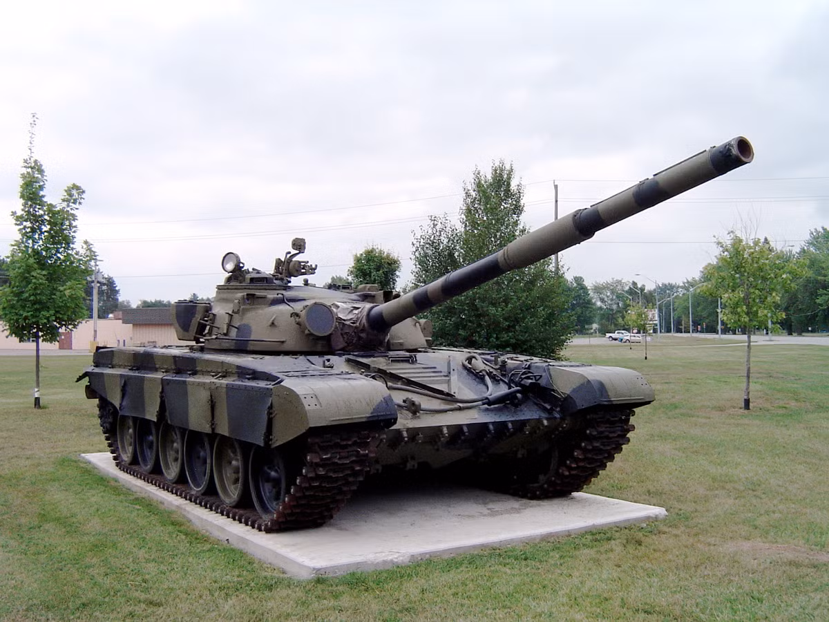 Xe tăng T-72 đang tung hoành tại Army Games: Kẻ "đóng thế" vĩ đại! Xe tang T-72 dang tung hoanh tai Army Games: Ke