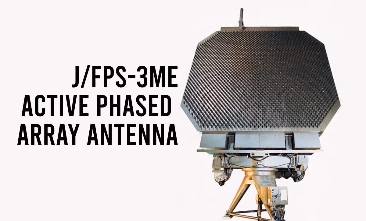 Theo tài liệu do Bộ quốc phòng Nhật Bản công bố, J/FPS-3 là hệ thống radar mảng pha chủ động, có thể cung cấp khả năng phát hiện và theo dõi nhiều mục tiêu cùng lúc, khả năng tác chiến tuyệt vời hơn các radar thông thường. Có thể tìm ra mục tiêu cả tầm xa và tầm ngắn cũng như các máy tạo tín hiệu giả nhằm đánh lừa đối phương, phù hợp cho mục đích tác chiến điện tử công nghệ cao. Ảnh: Đài radar J/FPS-3.