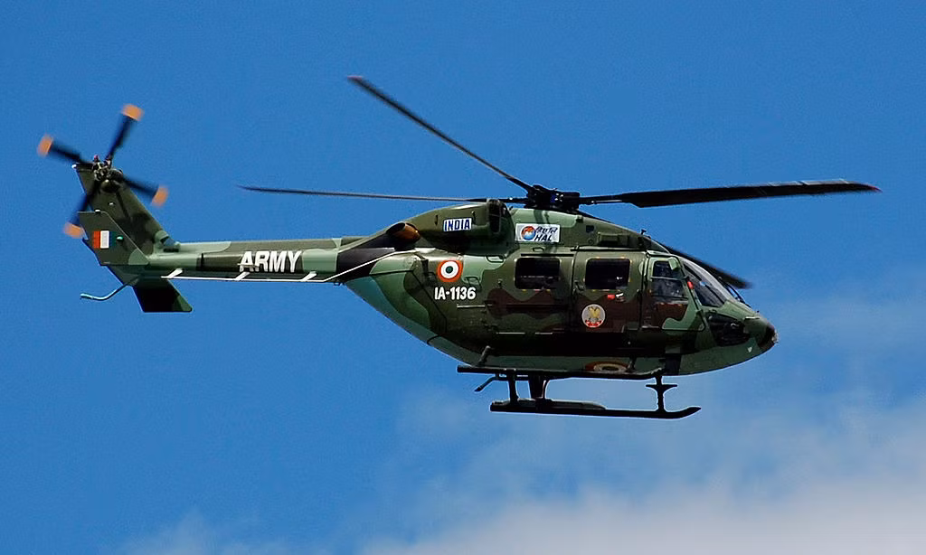 Ví dụ, hiện nay Quân đội Ấn Độ đang được trang bị loại trực thăng hạng nhẹ HAL Dhruv do công ty hàng không Hindustan Aeronautics Limited (HAL) của Ấn Độ phát triển và sản xuất, có thể cung cấp đồ tiếp tế khẩn cấp cho những khu vực ở vùng núi cao trong điều kiện tuyết rơi dày.