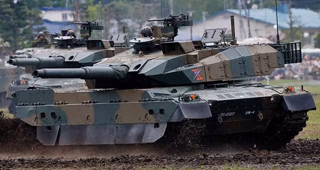 Mới đây, Nhật Bản cũng đã đề xuất việc chia sẻ thông tin dữ liệu radar với Philippine sau khi nước này đặt mua 4 tổ hợp radar phát hiện mục tiêu trên không để theo dõi không phận của mình. Việc hợp tác này được cho là có lợi cho Nhật Bản hơn khi vừa nâng cao vị trí của mình trong mắt đồng minh, lại vừa có thể sử dụng khí tài của đồng minh phục vụ cho việc trinh sát sớm mục tiêu đe dọa lãnh thổ hay chính xác hơn là máy bay Trung Quốc bay qua eo biển Ba Sĩ. Ảnh: Xe tăng chiến đấu chủ lực Type-10 do Nhật Bản chế tạo, một trong những xe tăng tốt nhất thế giới hiện nay.