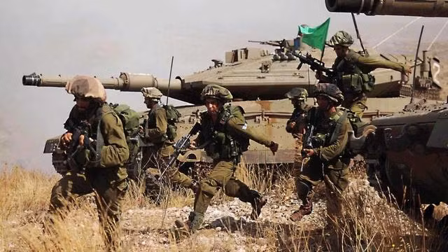Tuy nhiên, quân đội Syria cũng nói rõ rằng, họ không có ý định xâm chiếm lãnh thổ Israel. Nếu Không quân Israel không tiếp tục tiến hành các cuộc không kích vào Syria, Sư đoàn 4 của Syria sẽ vẫn án binh bất động. Thực sự đây là đòn gây sức ép lên phía Israel, buộc phía Israel phải tạm dừng các cuộc không kích vào lãnh thổ Syria.