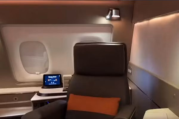 Khách hành dùng bữa trong phòng riêng phải trả hơn 470 USD.