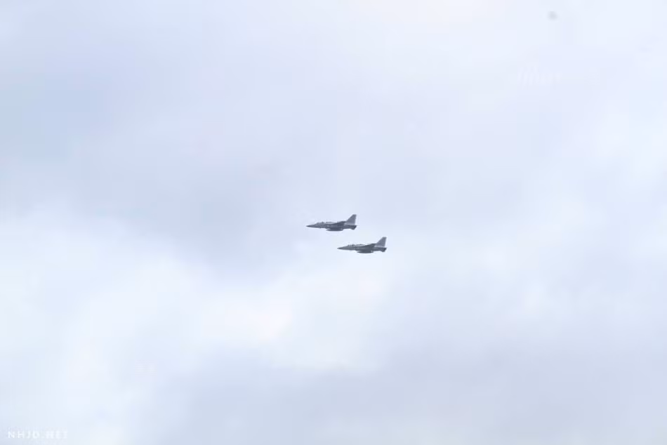 T-50 cũng như FA-50 được coi là máy bay đầu tiên do Hàn Quốc tự phát triển, chế tạo đạt được tốc độ siêu âm. Nguồn ảnh: Sina.
